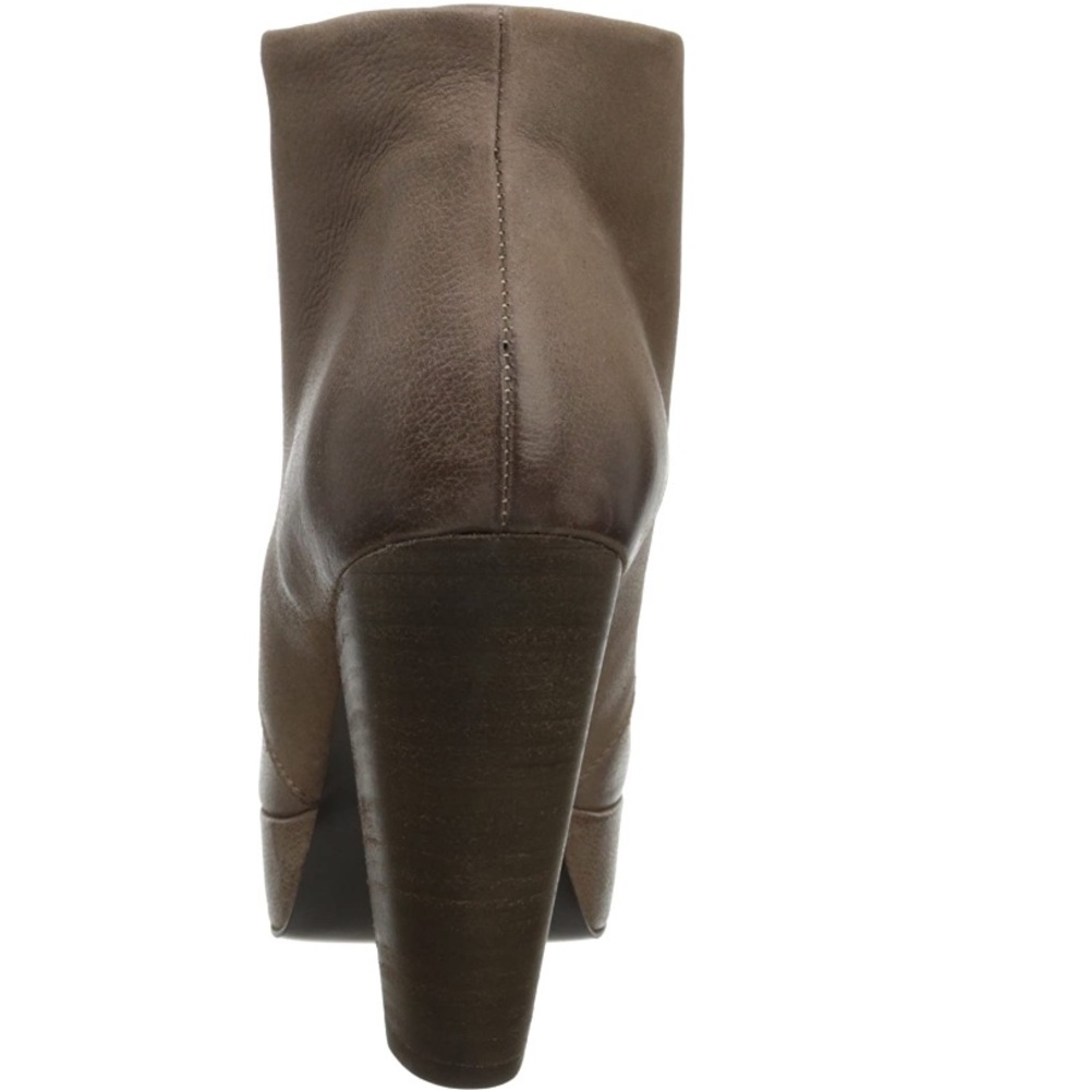Steve Madden - Raspy Boot - Picture 5 of 8